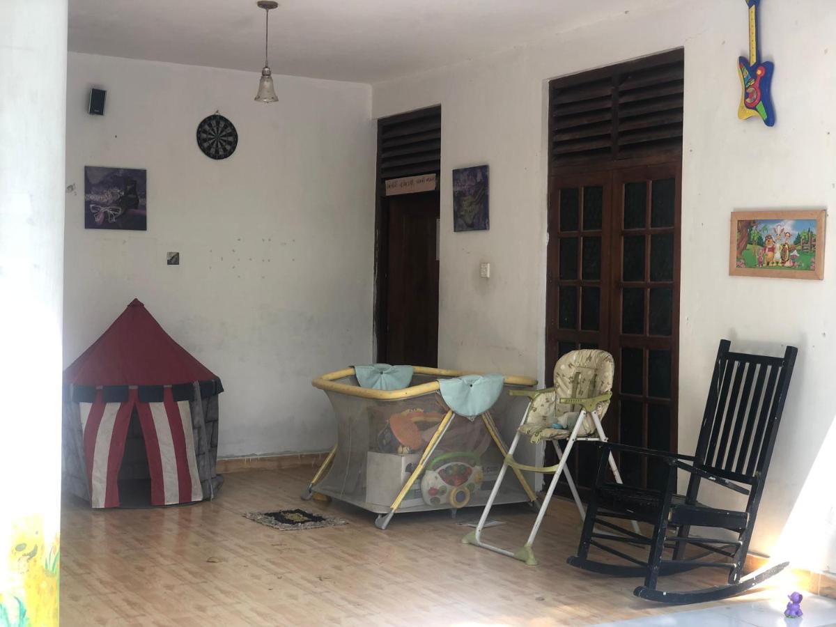 Thisara Pool Resort Kataragama & Yala-Kabiliththa Safari Ngoại thất bức ảnh