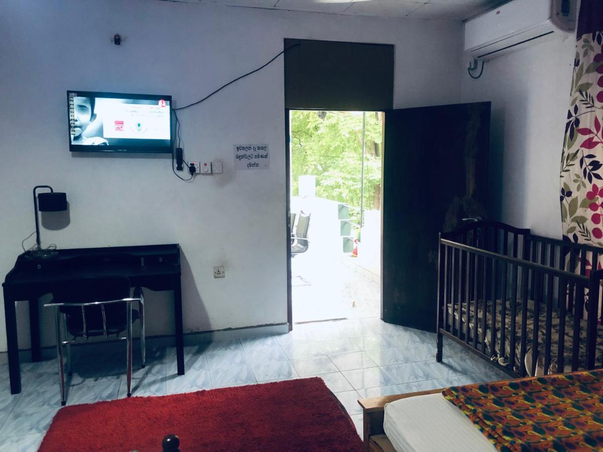 Thisara Pool Resort Kataragama & Yala-Kabiliththa Safari Ngoại thất bức ảnh